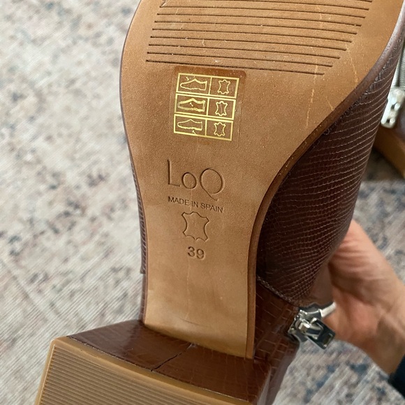 LOQ Brown Croc-Embossed Ankle Boots - Picture 9 of 10